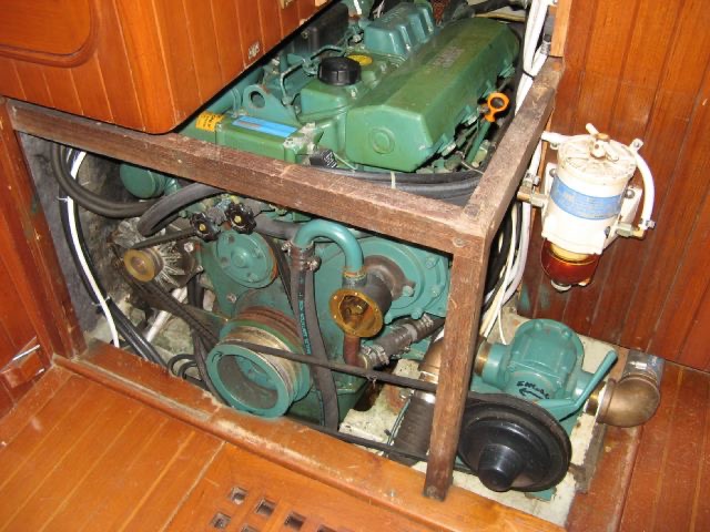 Volvo-Penta MD31A diesel engine (low miles)